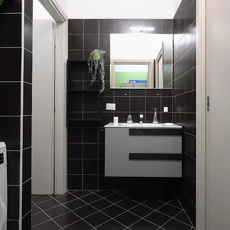Joivy Charming Flat For 6 Near Park * מילאנו
