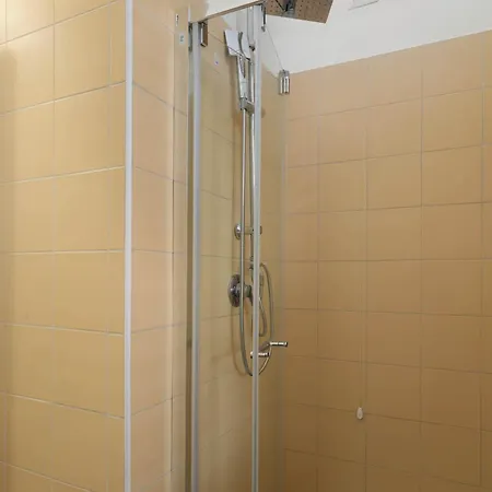 דירה Joivy Charming Flat For 6 Near Park מילאנו